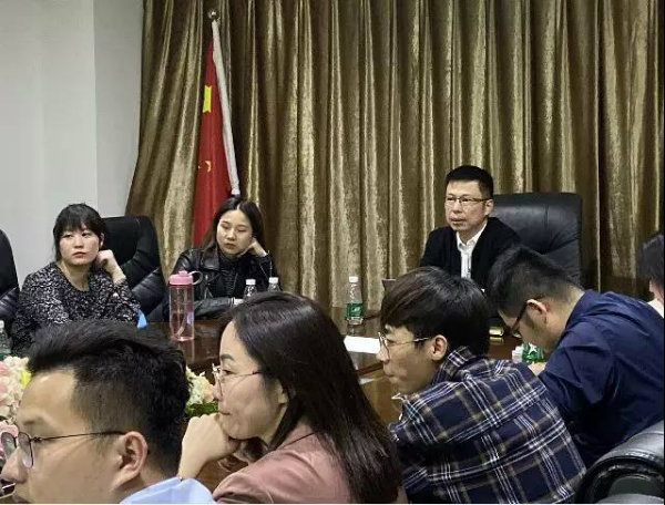 武漢德韓口腔順利召開10月總結(jié)暨表彰大會