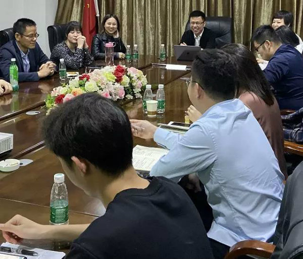 武漢德韓口腔順利召開10月總結(jié)暨表彰大會