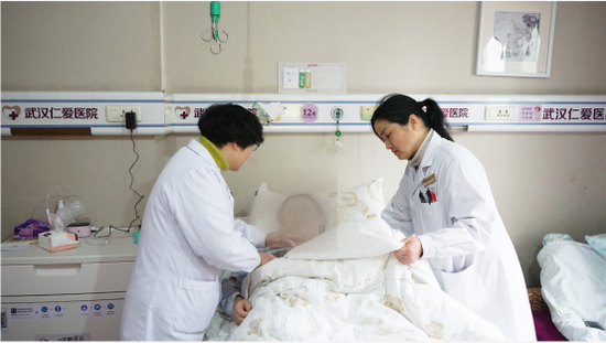 胎兒臍帶繞頸3周，醫(yī)生助力成功生產(chǎn)