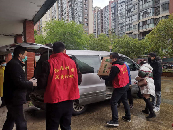 同心戰(zhàn)疫，感謝有你