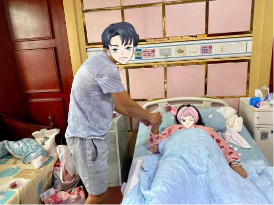 暖心！武漢仁愛醫(yī)院情人節(jié)送花送祝福