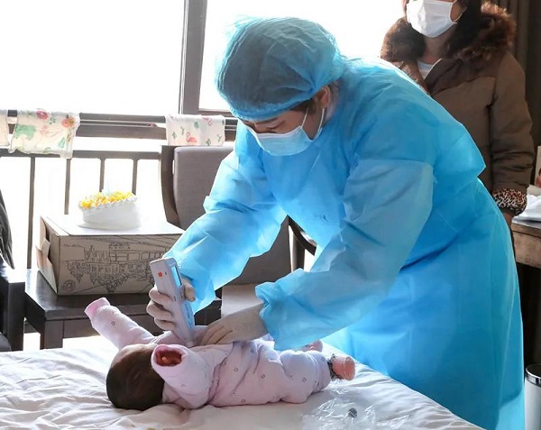 媽媽“雙線”戰(zhàn)疫，女兒報考醫(yī)學(xué)專業(yè)被錄取