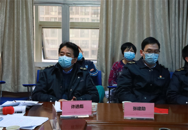 武漢市衛(wèi)生計(jì)生執(zhí)法督察總隊(duì)第三黨支部聯(lián)合武漢仁愛(ài)醫(yī)院黨支部開(kāi)展主題黨日活動(dòng) !